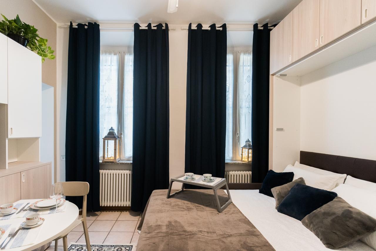 Love & Smile Apartment By Rent All Como Bagian luar foto