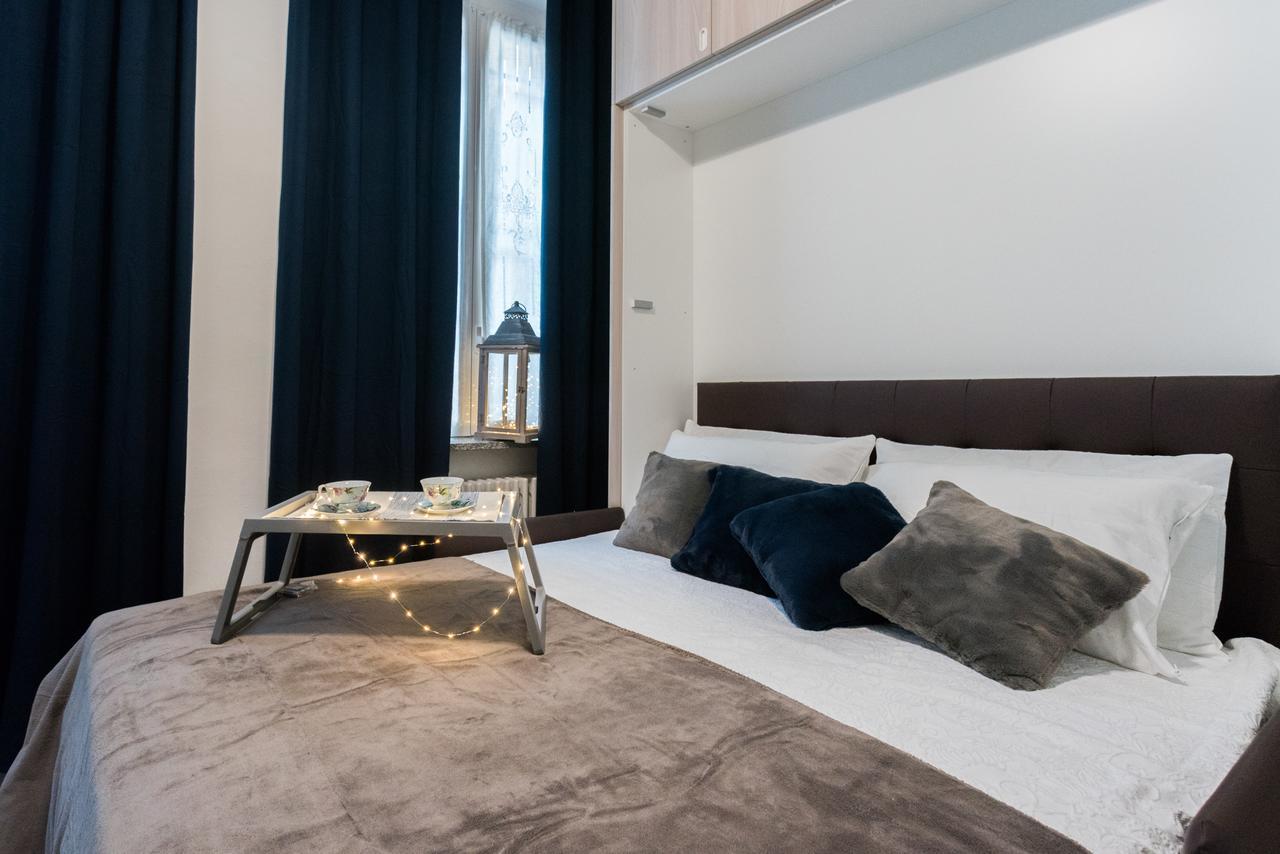Love & Smile Apartment By Rent All Como Bagian luar foto