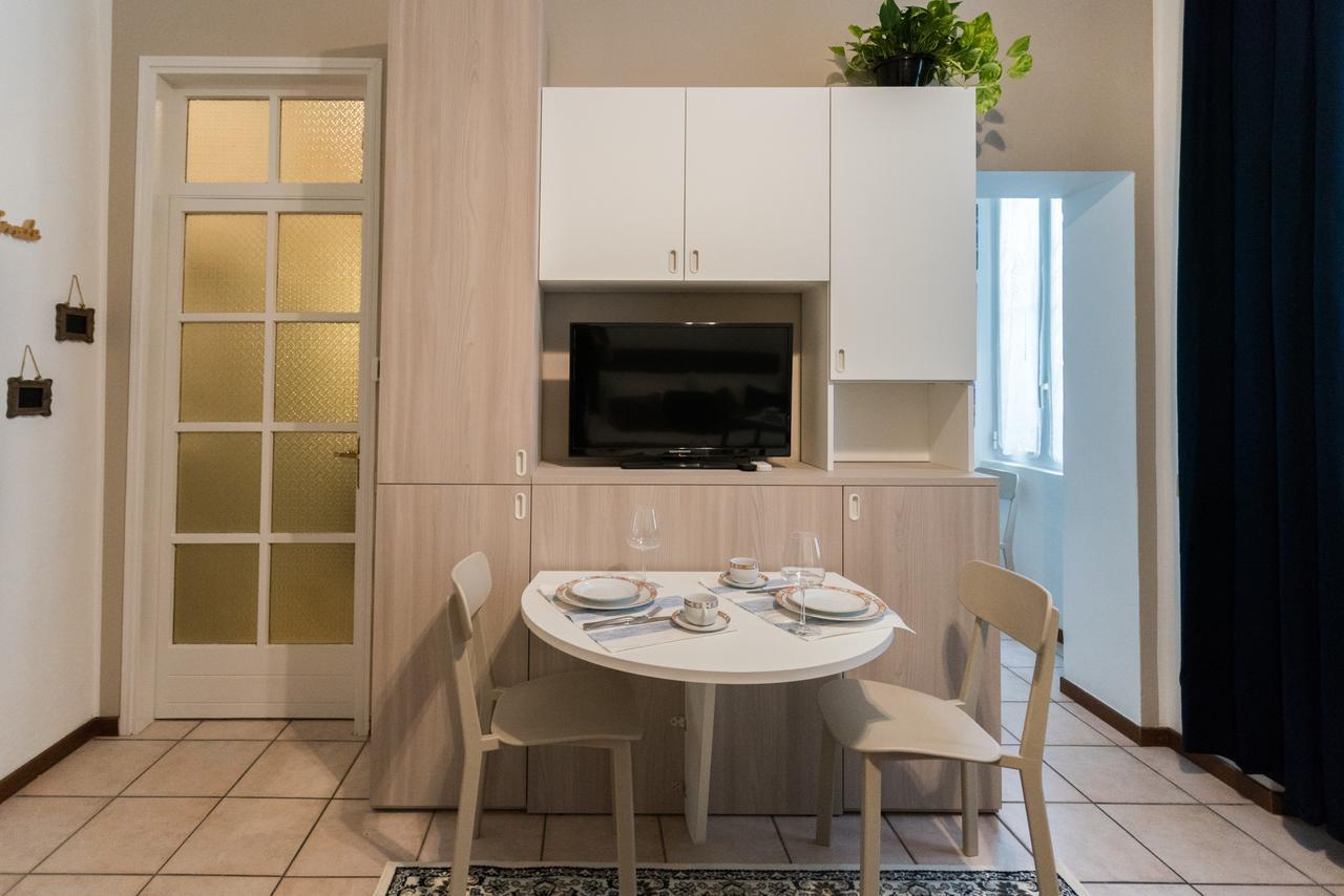 Love & Smile Apartment By Rent All Como Bagian luar foto