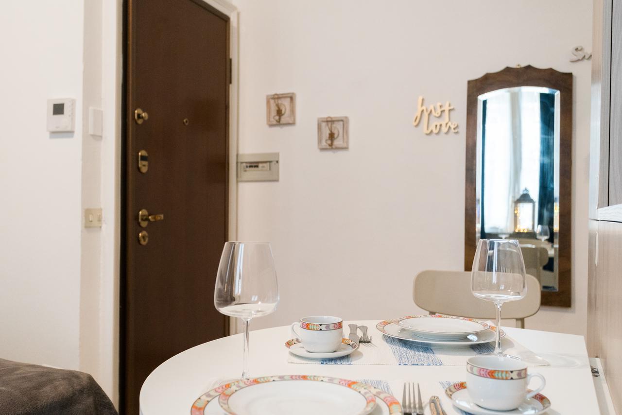 Love & Smile Apartment By Rent All Como Bagian luar foto